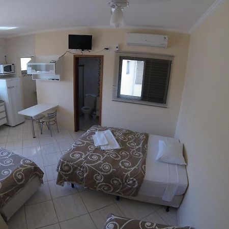 Aries Apart Hotel Бауру Екстериор снимка