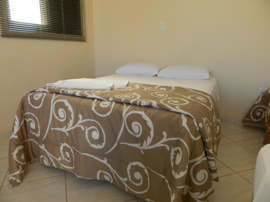 Aries Apart Hotel Бауру Екстериор снимка