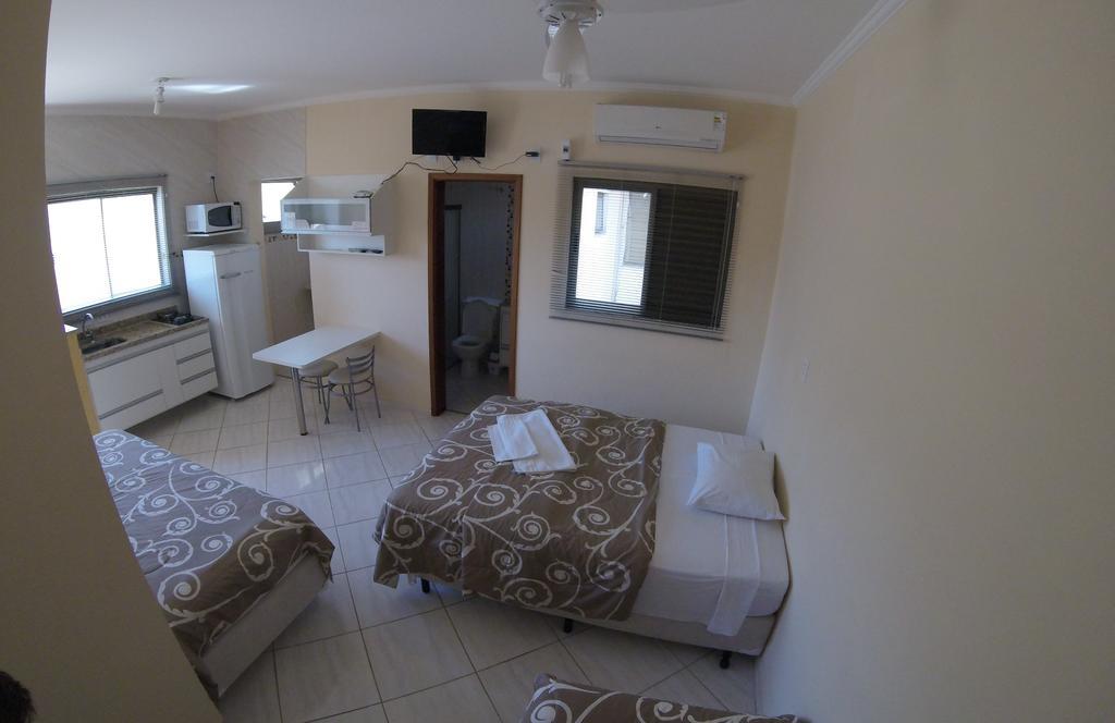 Aries Apart Hotel Бауру Екстериор снимка